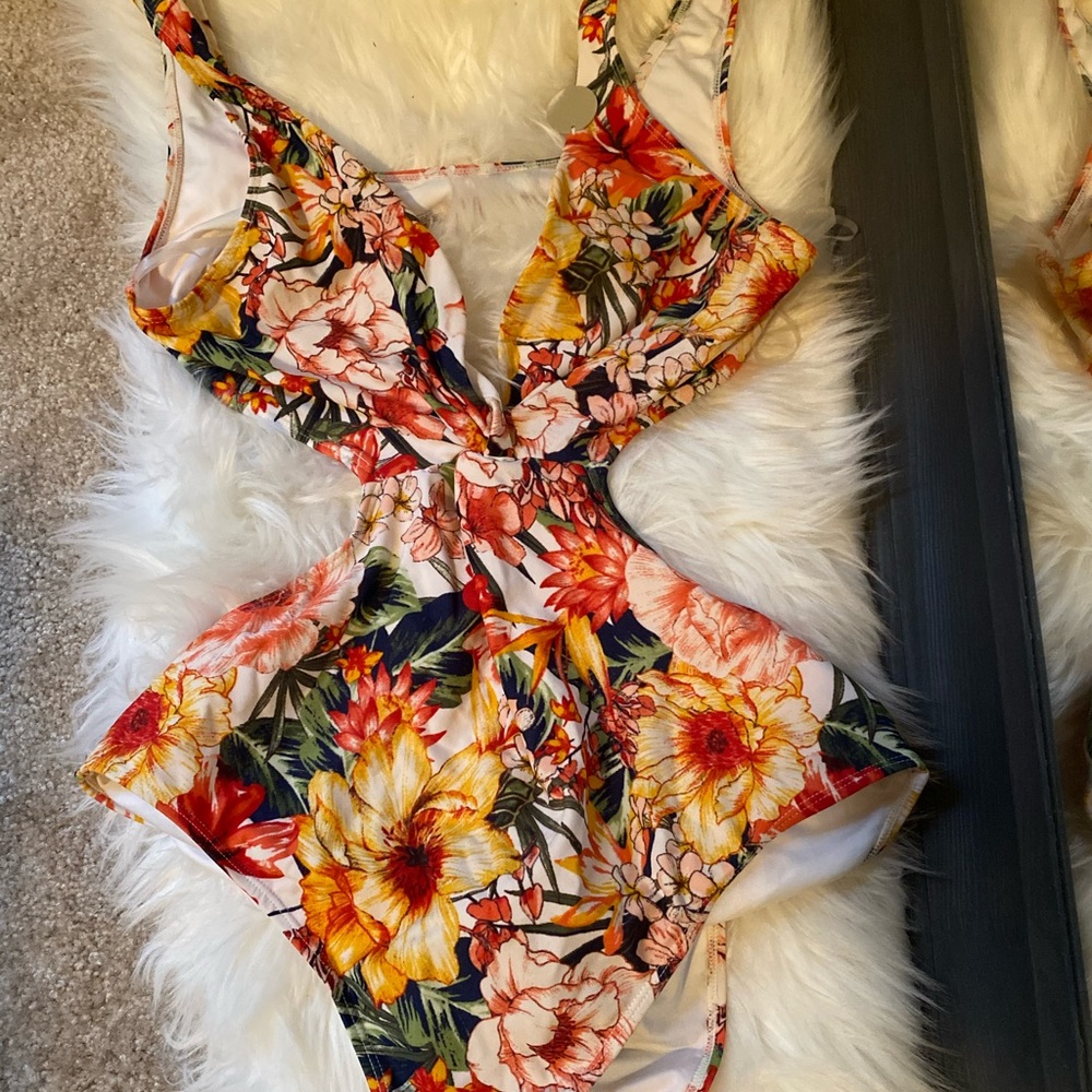 One piece swimsuit